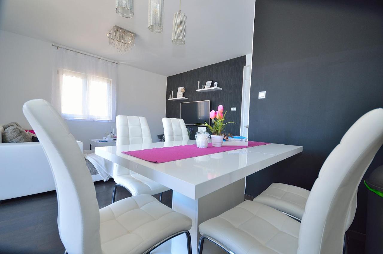 Apartman Staro Selo Примоштен Экстерьер фото